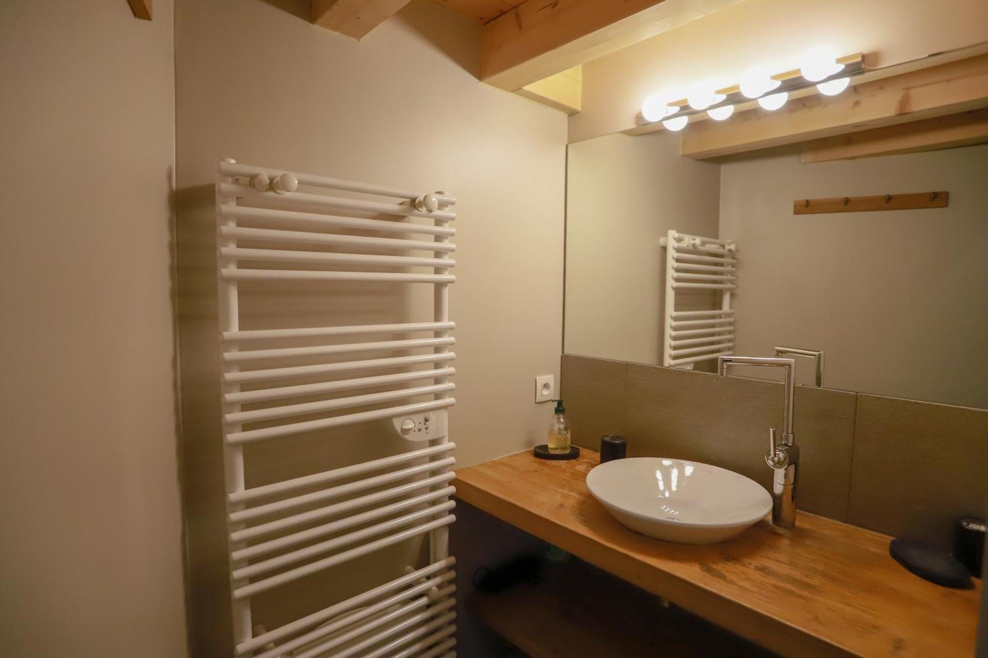 Nid Douillet Bed & Breakfast Annecy Dış mekan fotoğraf